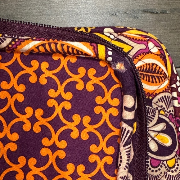 Vera Bradley Safari Sunset iPad Case - Picture 6 of 6